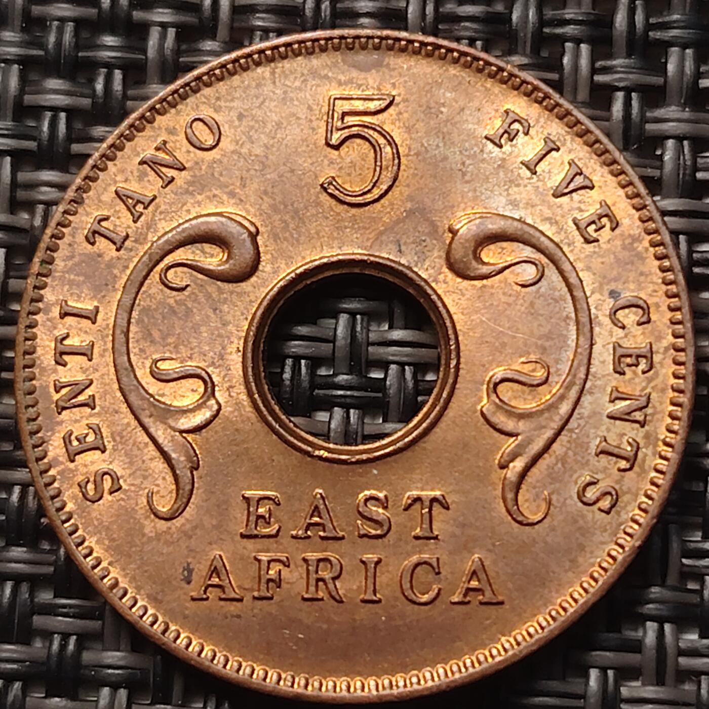 布加迪🐬～世界钱币(上海)🌾第 257 期 /  各国套币和散币