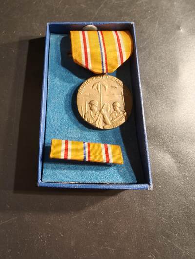 老王徽章第161期 - 美国二战亚太对日作战奖章     原盒带略