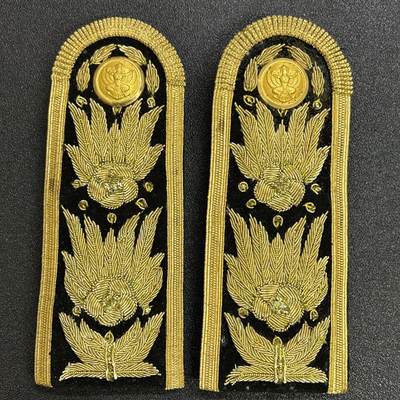 西秦中古拍卖第六十四期 - 泰国高等文官肩章 高等皇家公务员肩章 早期金属刺绣