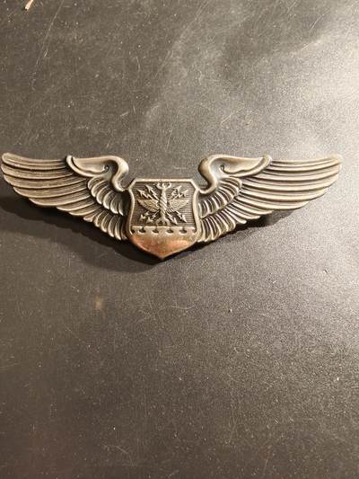 老王徽章第161期 - 美国二战陆军航空兵空勤人员技能章     横针版     3英寸