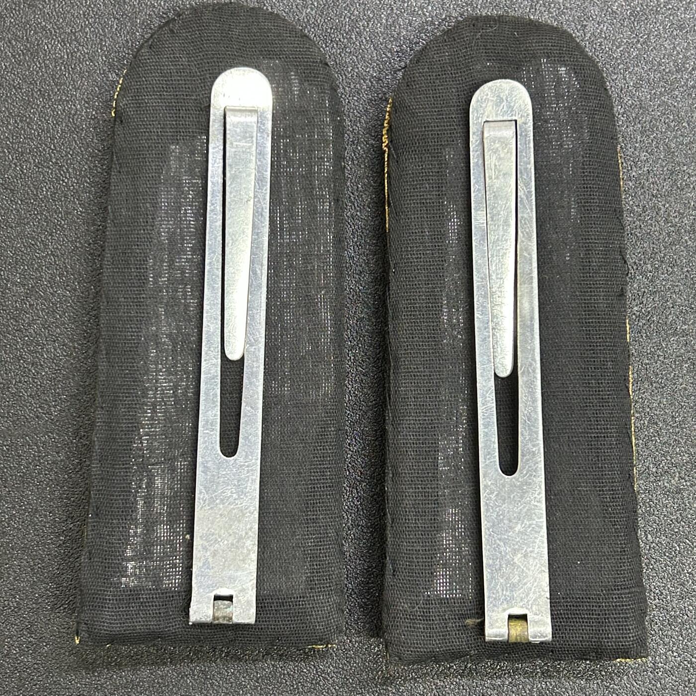 西秦中古拍卖第六十四期 泰国高等文官肩章 高等皇家公务员肩章 早期金属刺绣