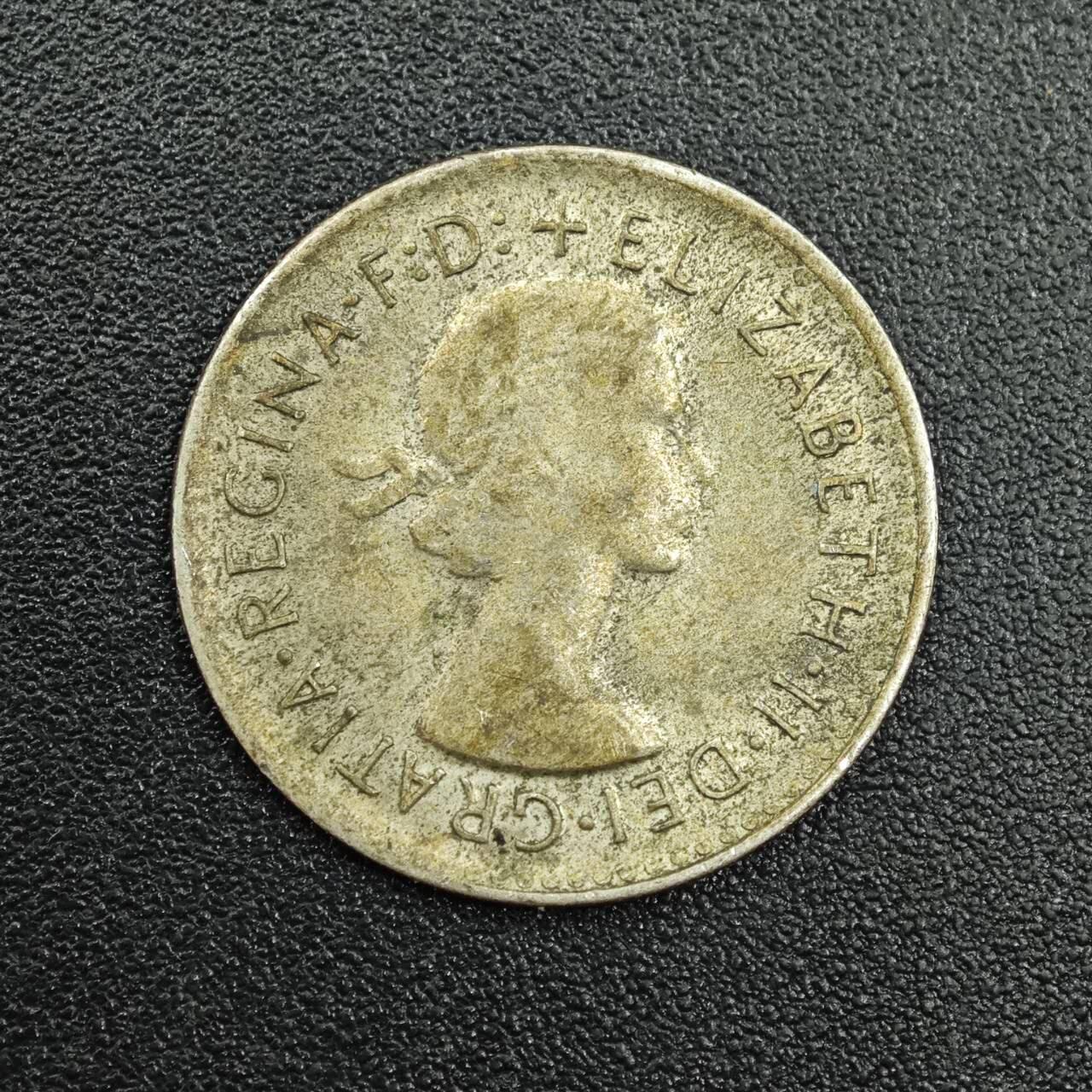 【淘币小摊】实时拍第七百八十八拍   散币小银币场   满百包邮可预留二周 每周一统一发货   澳大利亚1961年伊丽莎白二世3便士银币