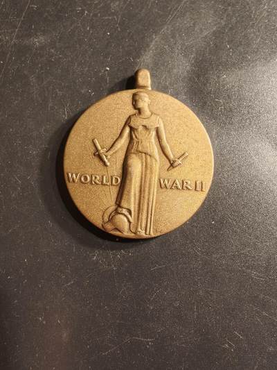 老王徽章第161期 - 美国二战胜利奖章     无绶带