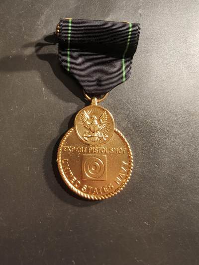 老王徽章第161期 - 美国海军手枪专精射手奖章