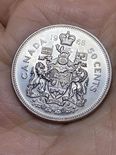 2025年第一百二十二场(总第一百四十八场）外国好品散币(免佣金) - 加拿大🇨🇦1968年50分(伊丽莎白二世中年花冠，第二版首发年)