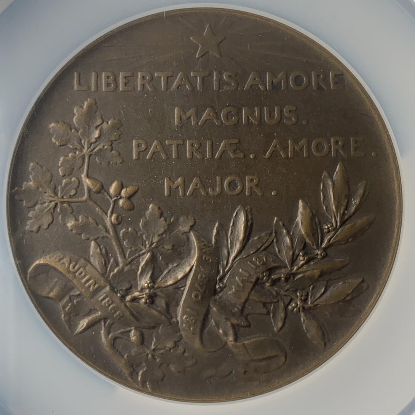 掌中浮雕-藏着的欧洲第040场 NGC MS63 : 1882年法国政治家莱昂·甘必大（Léon Gambetta）逝世纪念铜章，69mm，章牌大师奥斯卡.罗蒂Oscar Roty（1846-1911）作品