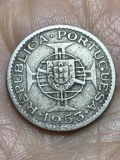 2025年第一百二十三场(总第一百四十九场）外国好品散币(免佣金) 葡属安哥拉1953年2.5埃斯库多