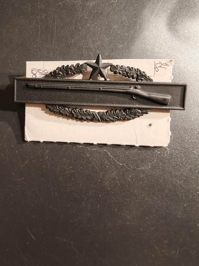 老王徽章第161期 - 美国战斗步兵技能章    2次获得    低可视度