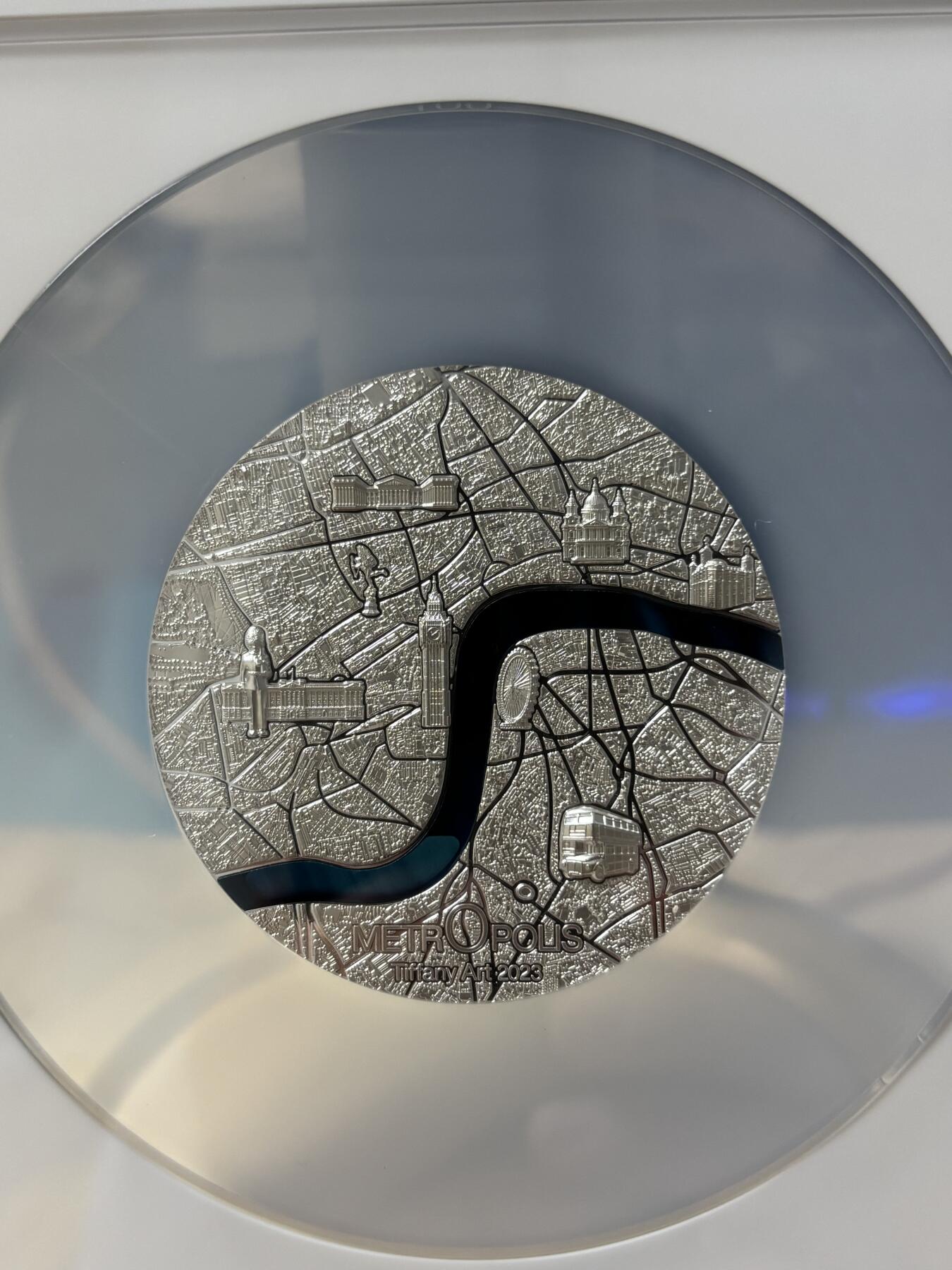 第181期拍卖 帕劳2023年城市蒂凡尼伦敦镶玻璃纪念银币NGC-PF70无原盒证书，999银，发行量999枚