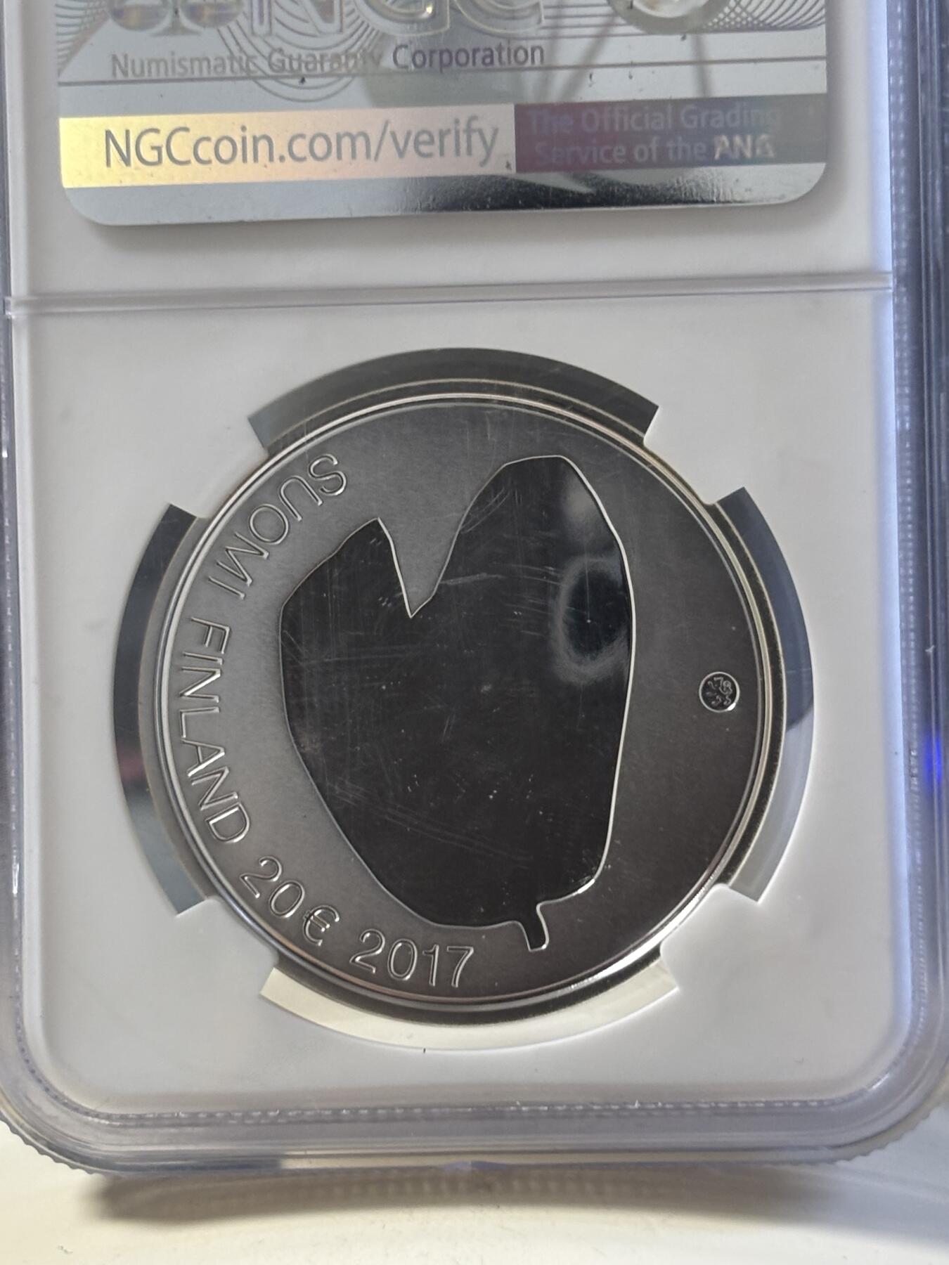 第181期拍卖 芬兰2017年妈妈的爱献给母亲的礼物银币NGC-PF69，925银，25.5克，发行量5000枚