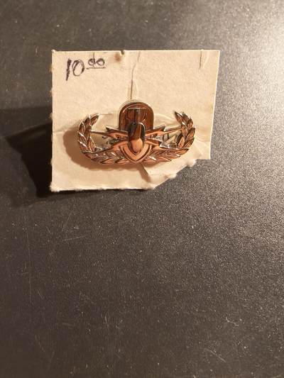 老王徽章第161期 - 美国武装部队爆炸物处理技能章    晚礼服尺寸