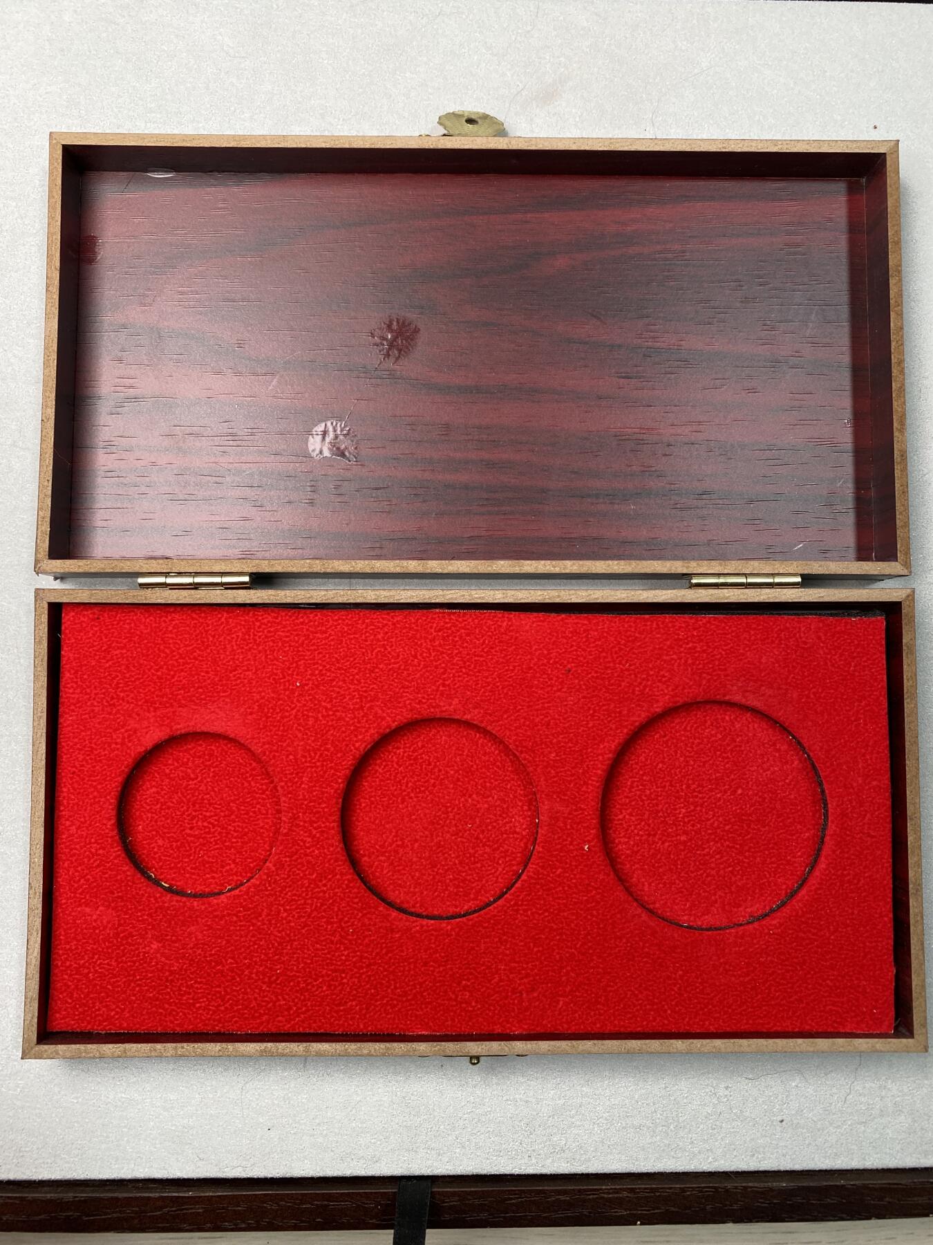 万国钱币拍卖第054期