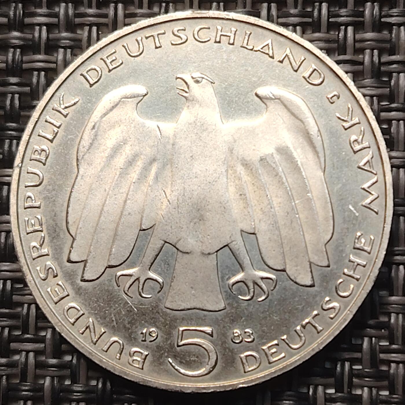 布加迪🐬～世界钱币(上海)🌾第 257 期 /  各国套币和散币