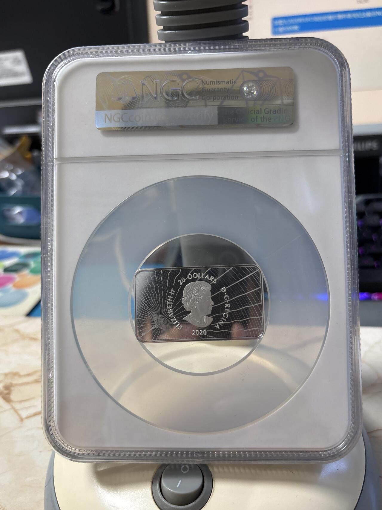 第181期拍卖 加拿大2020年UFO克拉伦维尔事件夜光纪念银币NGC-PF70首无盒证书,9999银，发行量5000枚