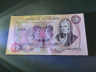 11月5号晚上8点 外国纸币自动截拍第51场 - 苏格兰1993年10新品轻微黄斑