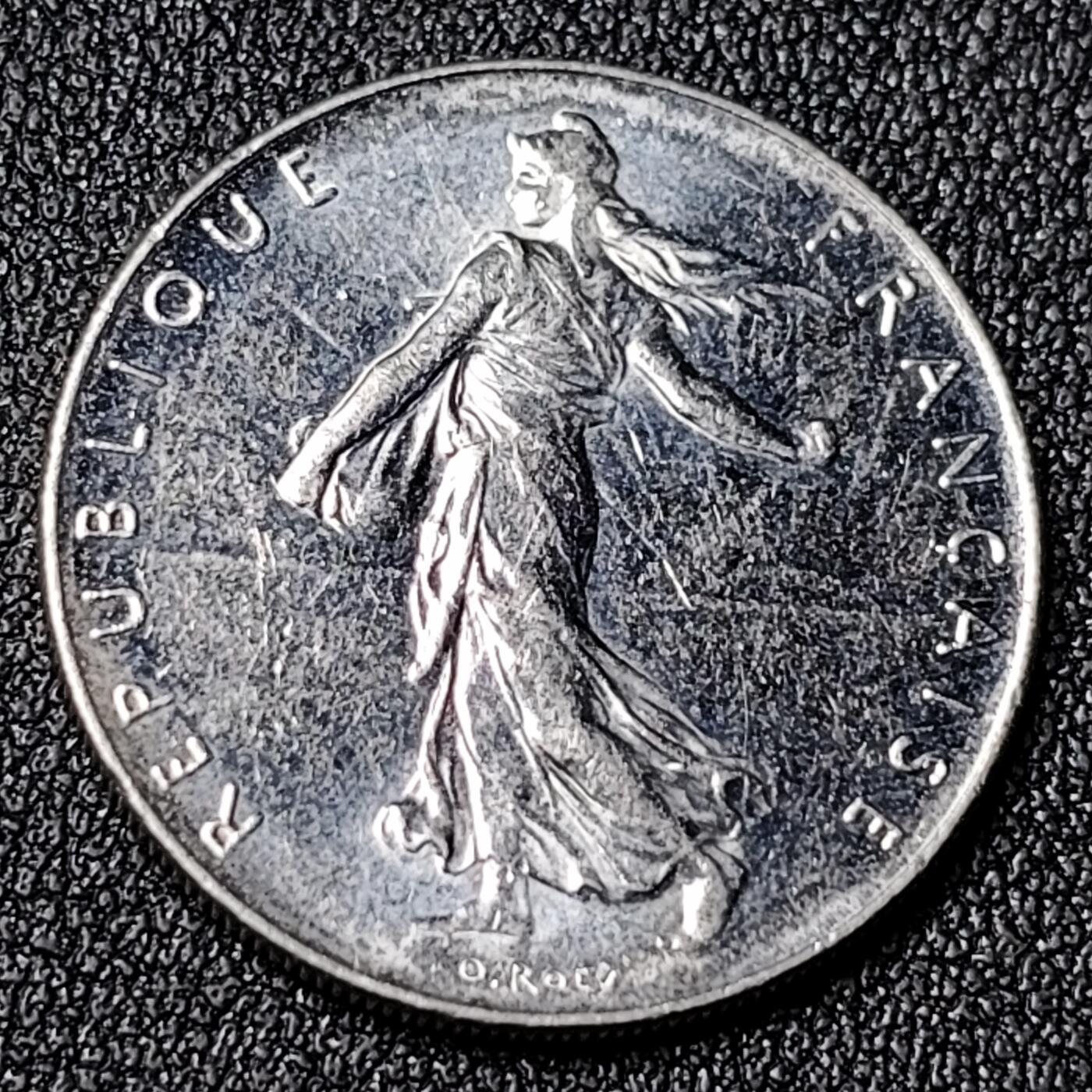 泉币菌-第124场-精品福利场(115场之后的本周末发货，感谢理解) 。