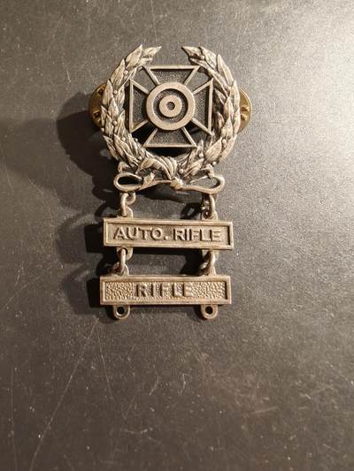 老王徽章第161期 - 美国陆军神射手资格章      925银.    步枪、自动步枪双勋条    14.9g