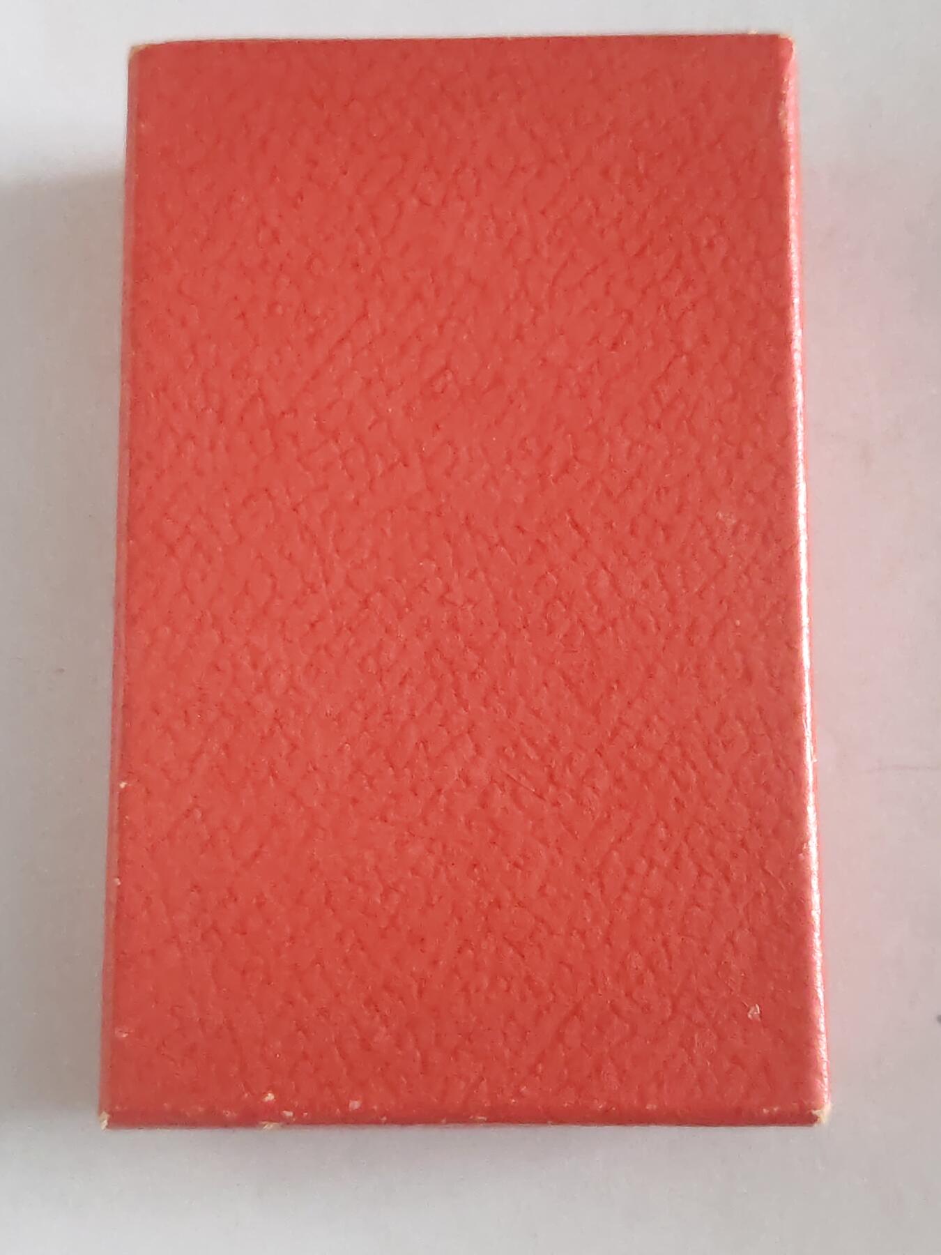 韵星假日拍卖第三十期 -- Rimey Holidays Auction 30 民主德国金级邮政忠诚服务奖章 带原盒略