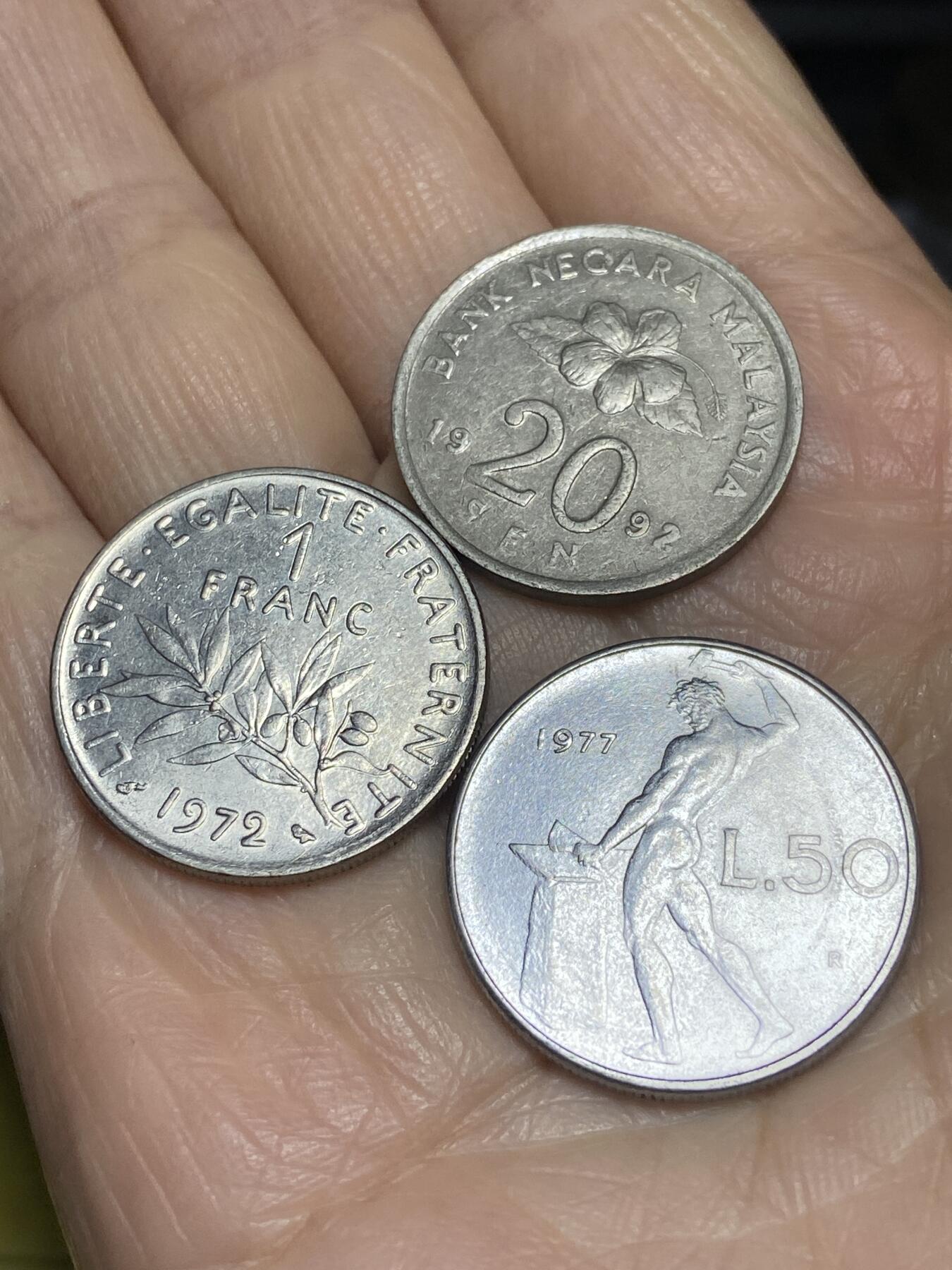 2025年第一百二十二场(总第一百四十八场）外国好品散币(免佣金)