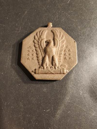 老王徽章第161期 - 美国陆军战士奖章     无绶带