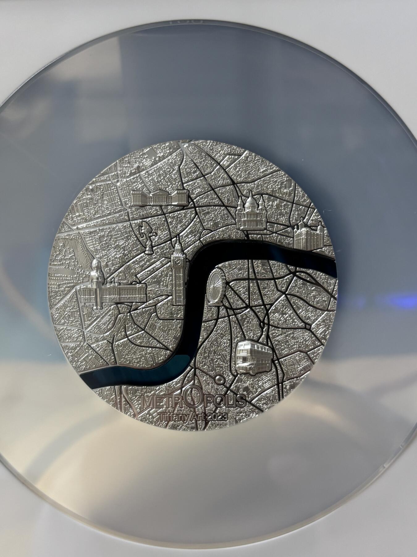 第181期拍卖 帕劳2023年城市蒂凡尼伦敦镶玻璃纪念银币NGC-PF70无原盒证书，999银，发行量999枚