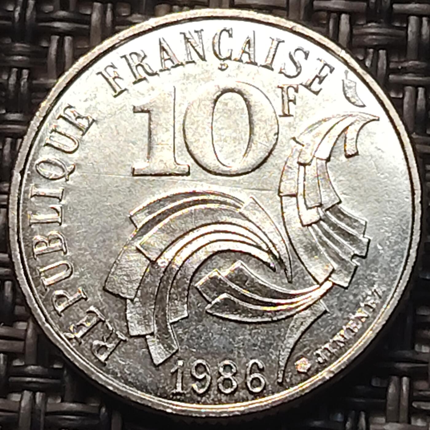 布加迪🐬～世界钱币(上海)🌾第 257 期 /  各国套币和散币