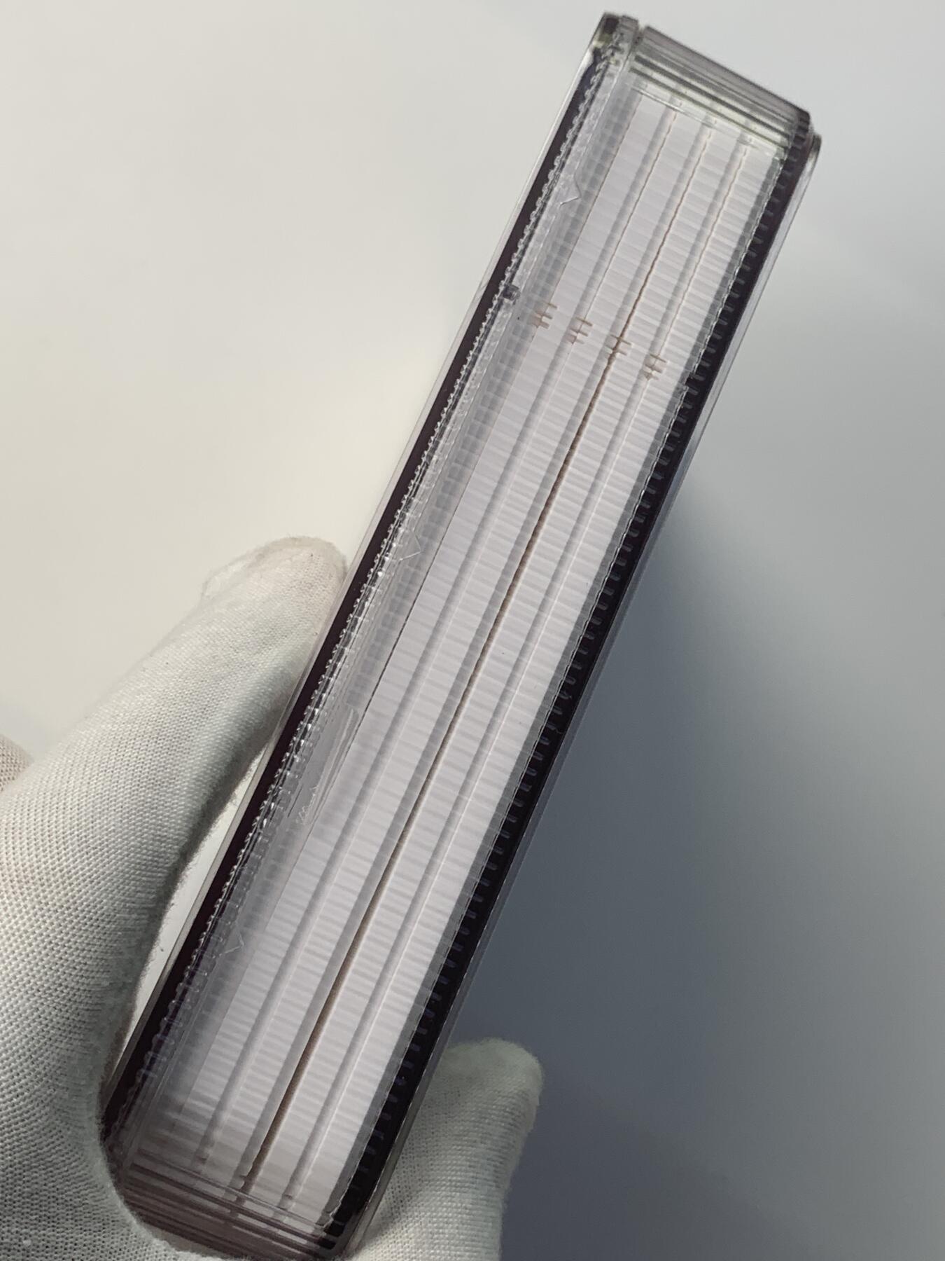 掌中浮雕-藏着的欧洲第040场 NGC MS62 : 1918年一战比属刚果纪念铜章，88mm，超级加厚盒子，连盒共重904.6克 ,（末图与普通加大盒子对比图）