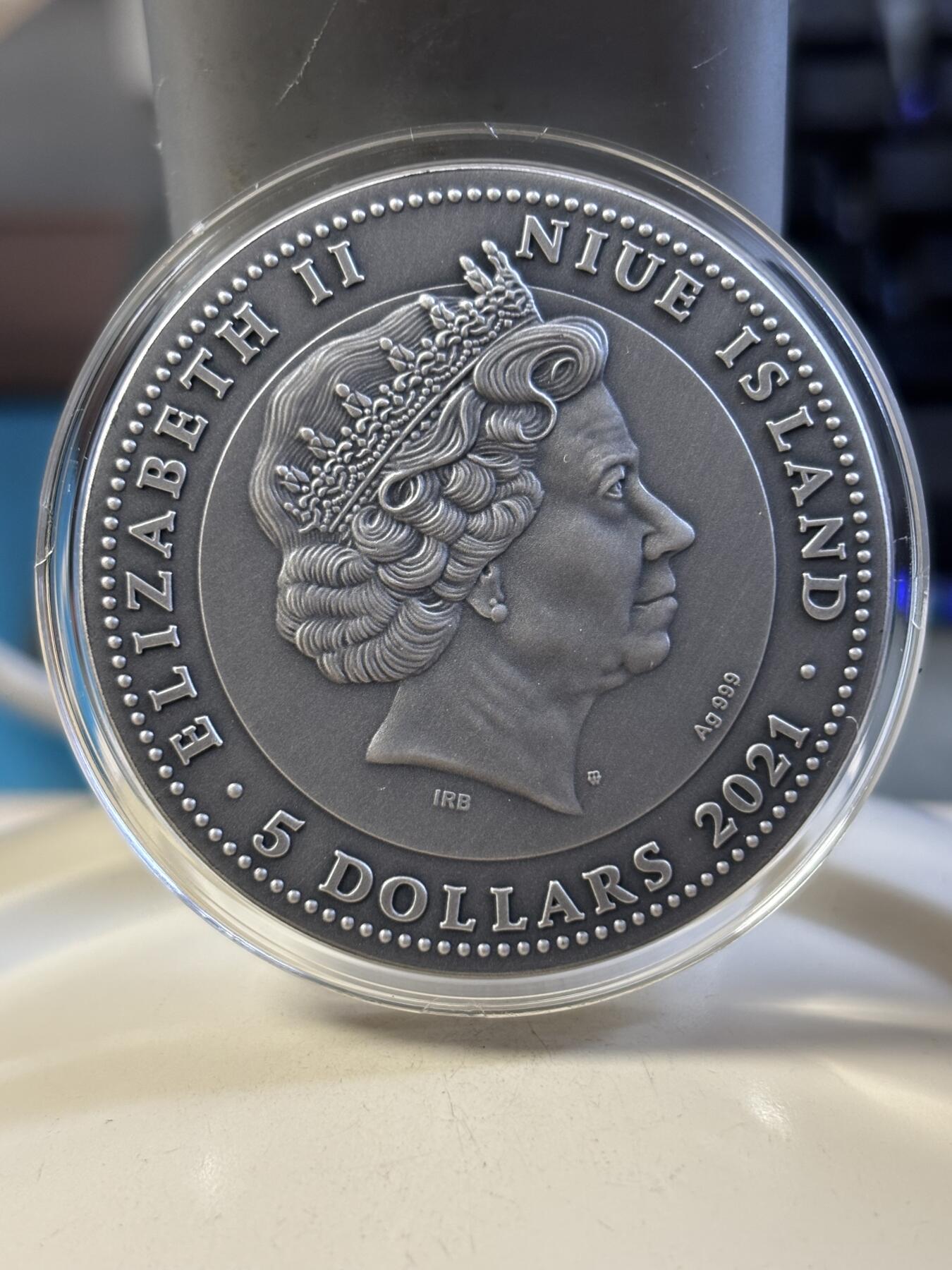 第181期拍卖 纽埃2021年曼陀罗艺术老虎2盎司高浮雕仿古银币，999银，发行量500枚