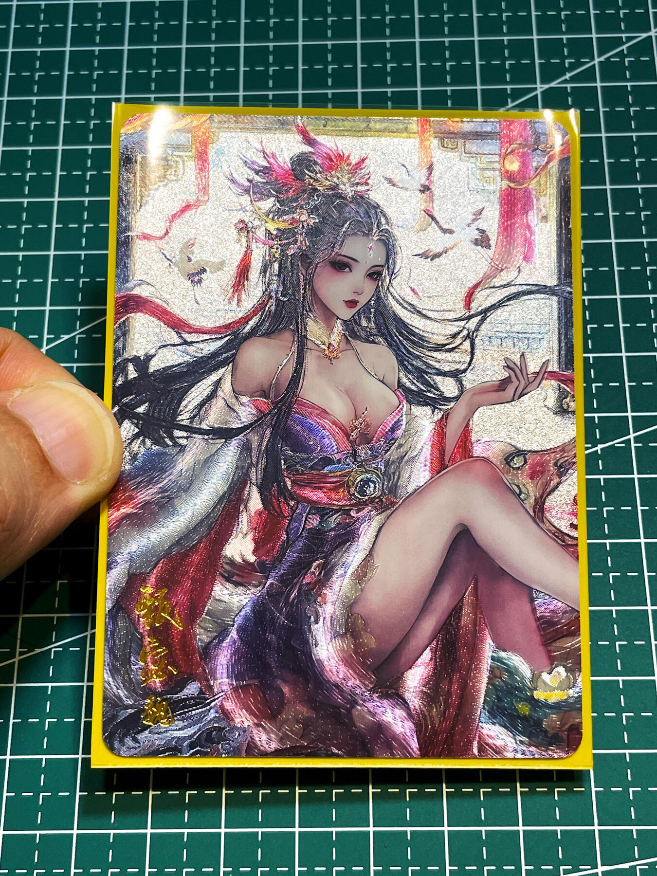 显眼宝36期 11月12日晚21:50截拍 佣金1起 可寄存～ 闲宅卡牌 墨烬三国 魏甄宓 一枚 半粗 63*88