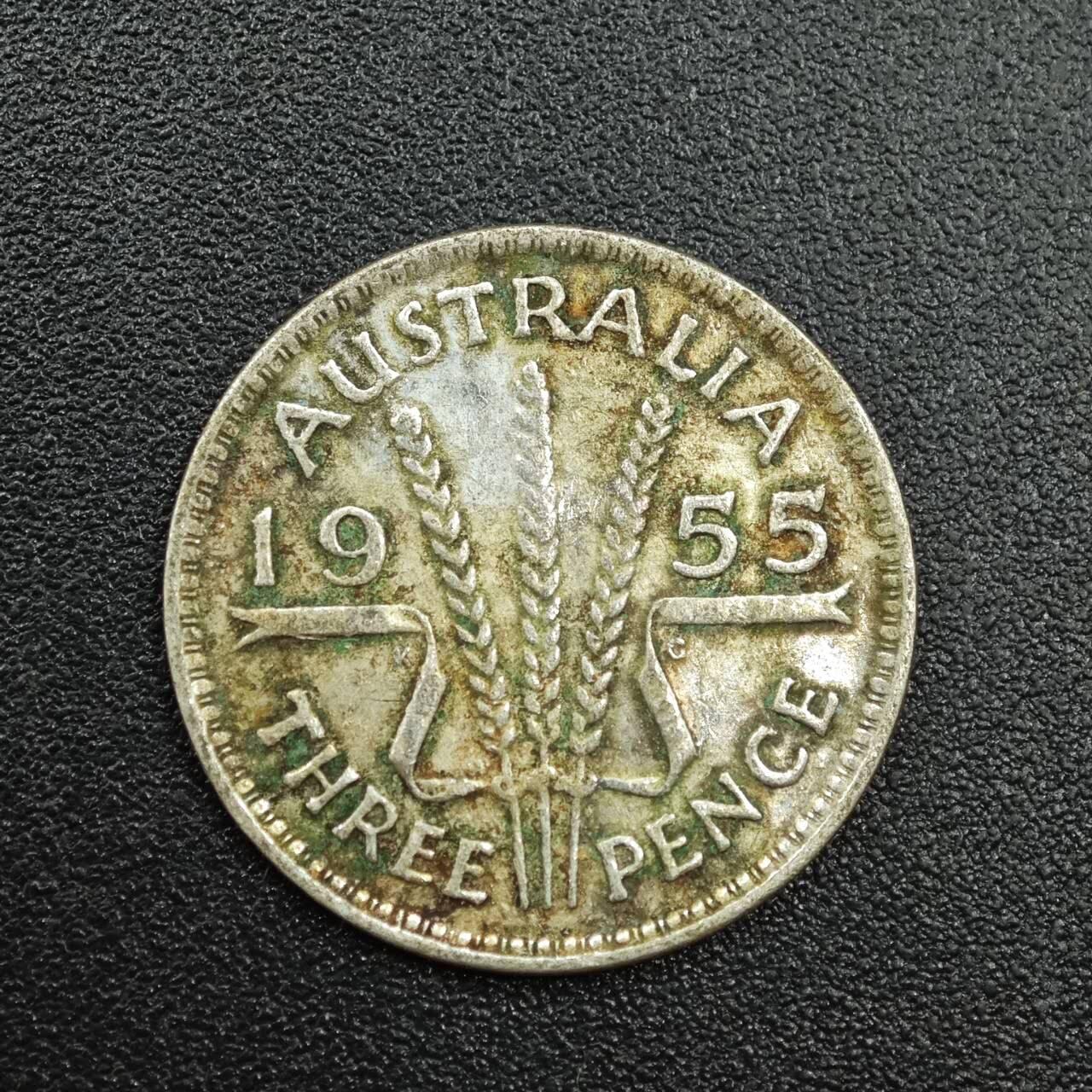 【淘币小摊】实时拍第七百八十八拍   散币小银币场   满百包邮可预留二周 每周一统一发货   澳大利亚1955年伊丽莎白二世3便士银币