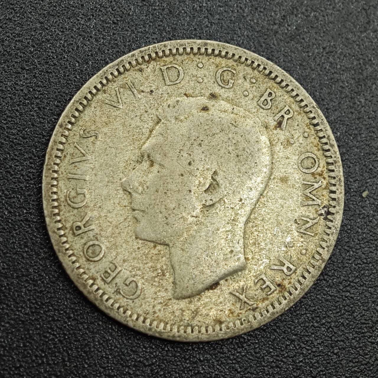 【淘币小摊】实时拍第七百八十八拍   散币小银币场   满百包邮可预留二周 每周一统一发货   英国1940年乔治六世6便士银币