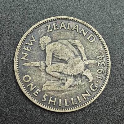 【淘币小摊】实时拍第七百八十八拍   散币小银币场   满百包邮可预留二周 每周一统一发货   - 新西兰1934年乔治五世一先令银币