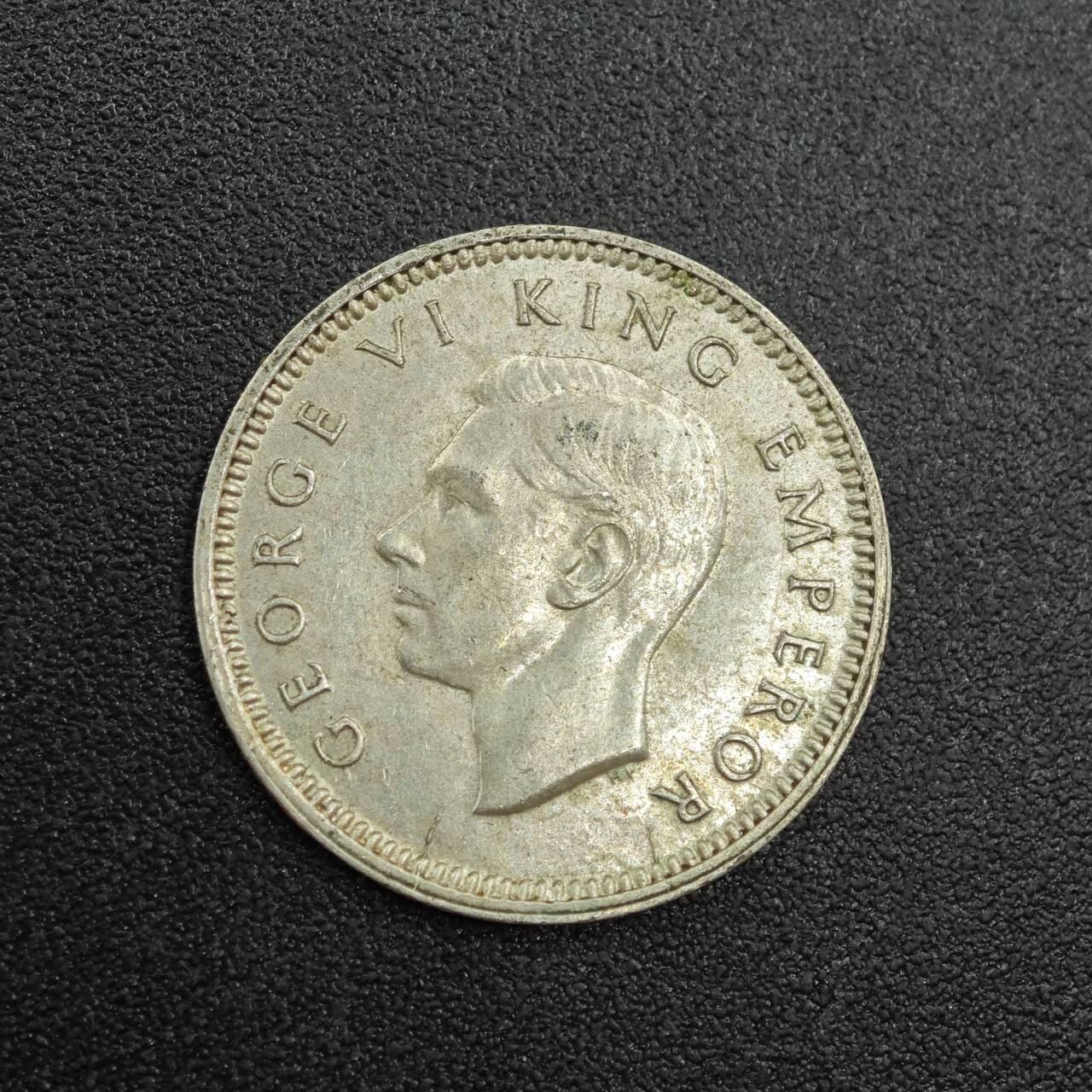 【淘币小摊】实时拍第七百八十八拍   散币小银币场   满百包邮可预留二周 每周一统一发货   新西兰1943年乔治六世3便士银币