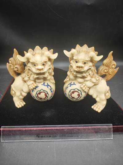 83期回流戒指饰品杂件纪念章丝路钱币专场 - 工艺品摆件