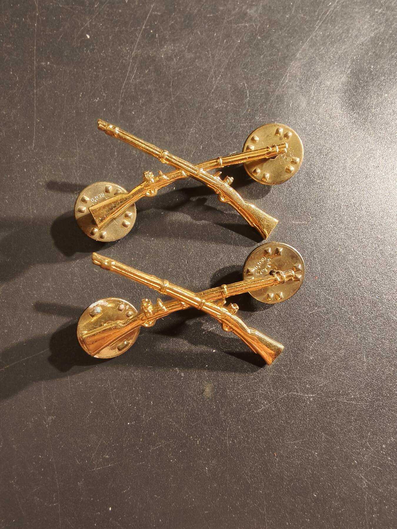 老王徽章第161期 美国步兵领章    二战时期