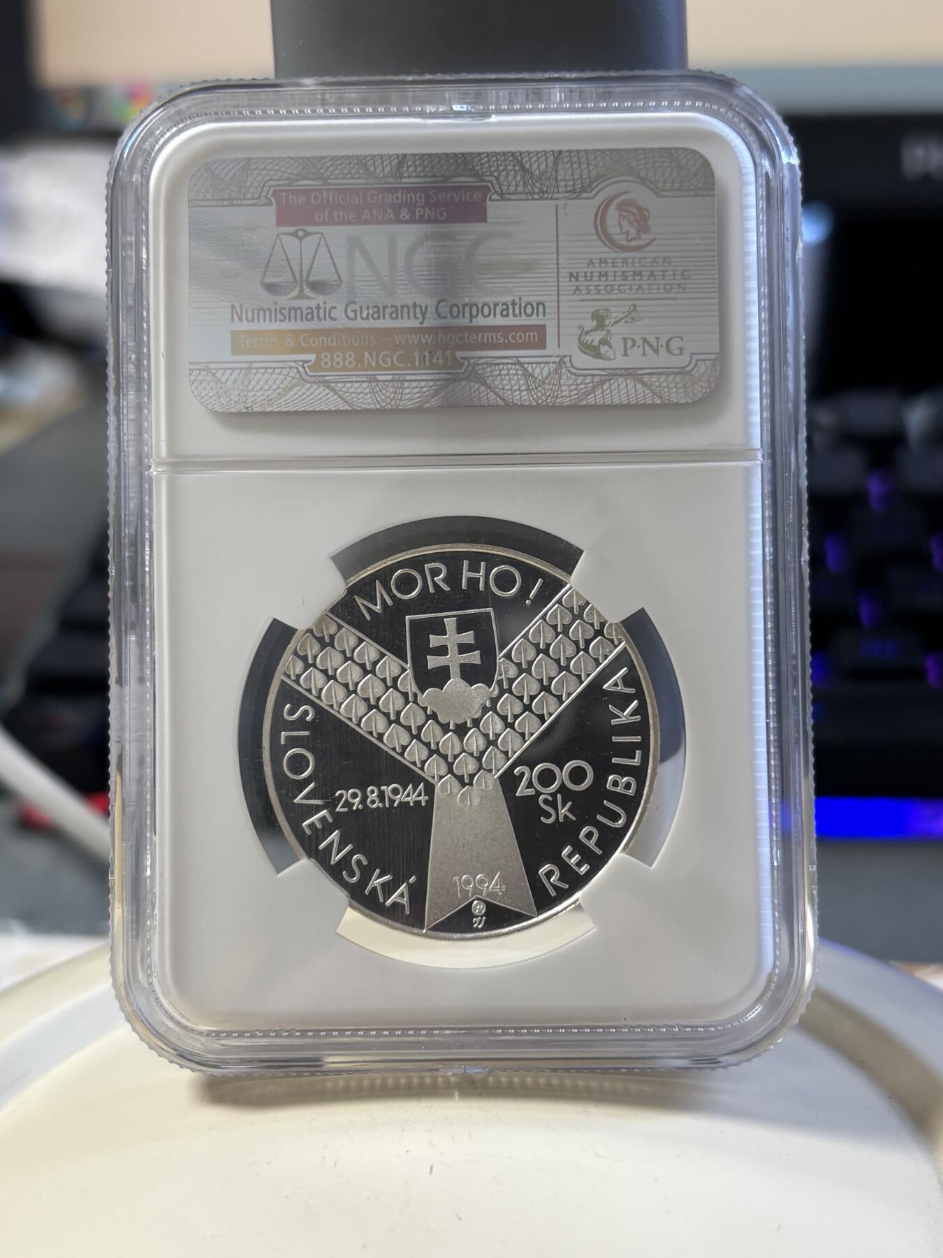 第181期拍卖 斯洛伐克1994年诺曼底登陆50周年精制银币NGC-PF69，750银，20克，发行2600枚