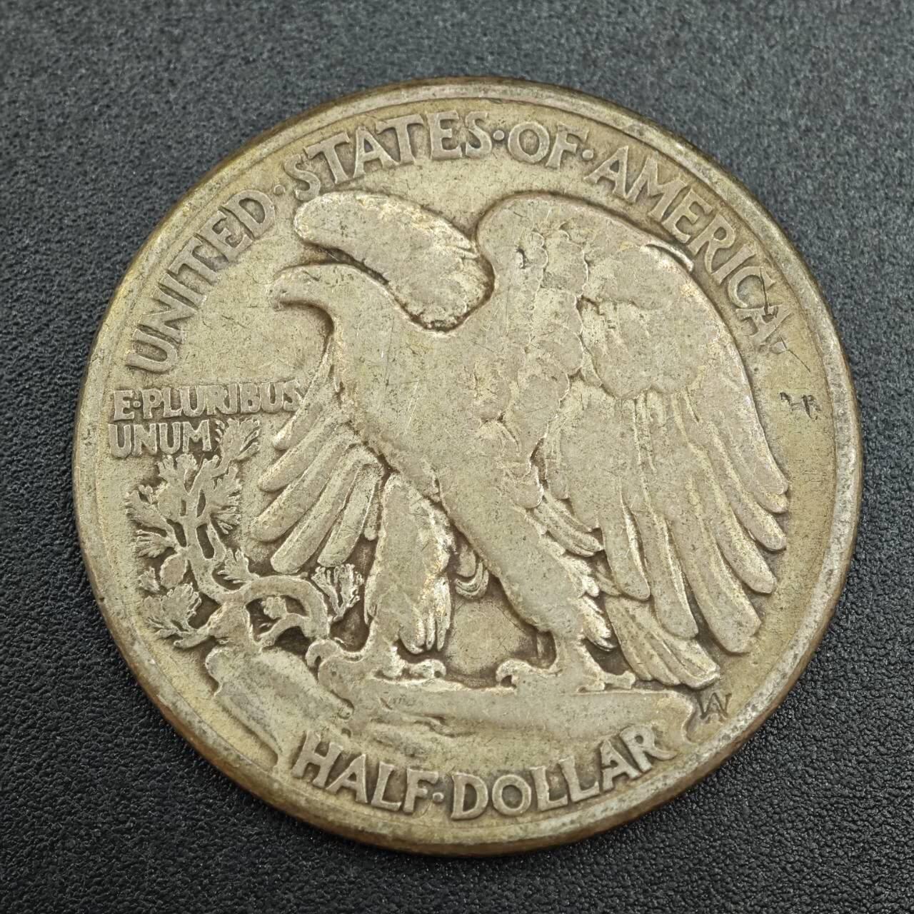 【淘币小摊】实时拍第七百八十八拍   散币小银币场   满百包邮可预留二周 每周一统一发货   美国1944年行走半美元银币