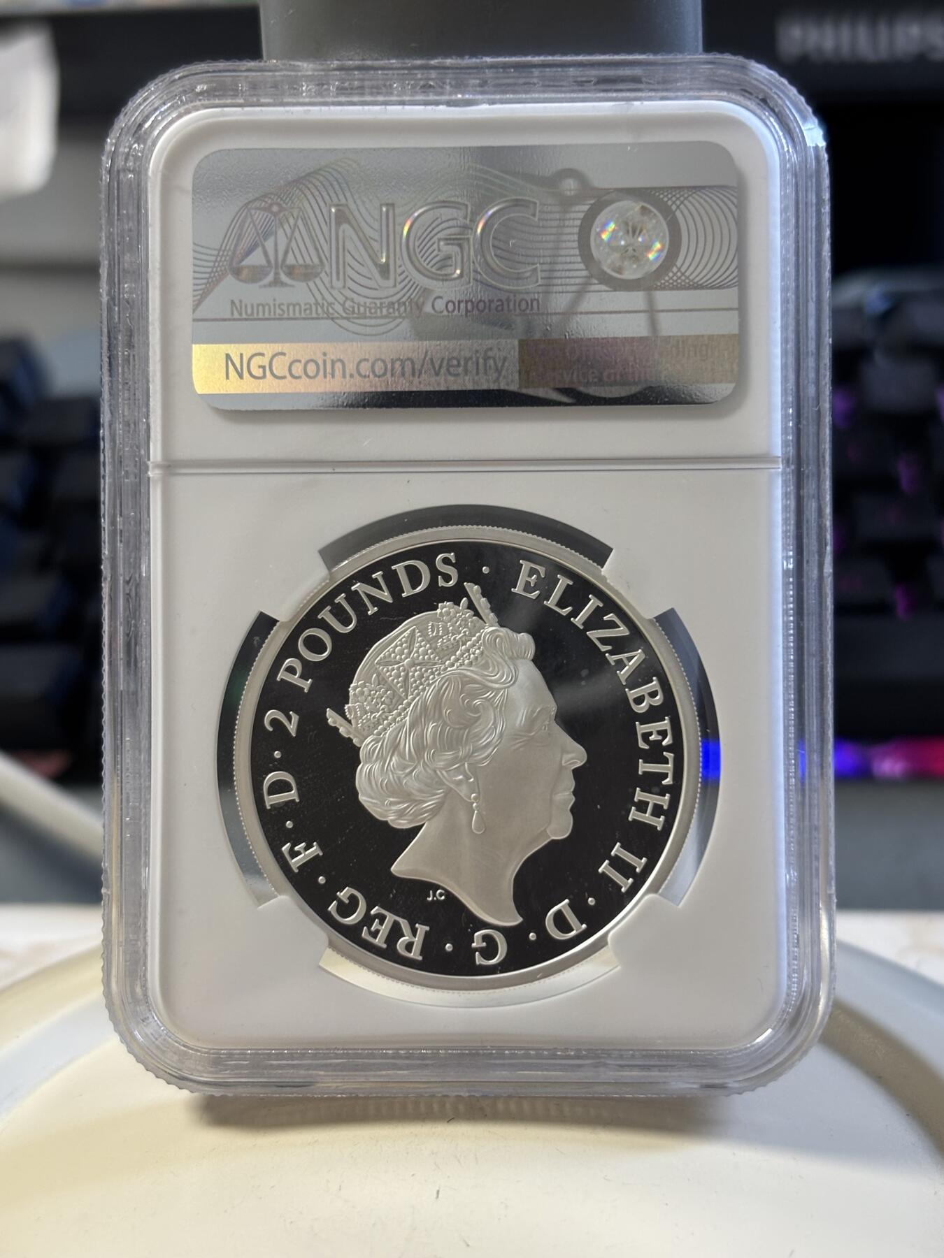 第181期拍卖 英国2019年神兽系列博福特耶鲁山羊银币NGC-PF70特殊便签，999银，发行4360枚