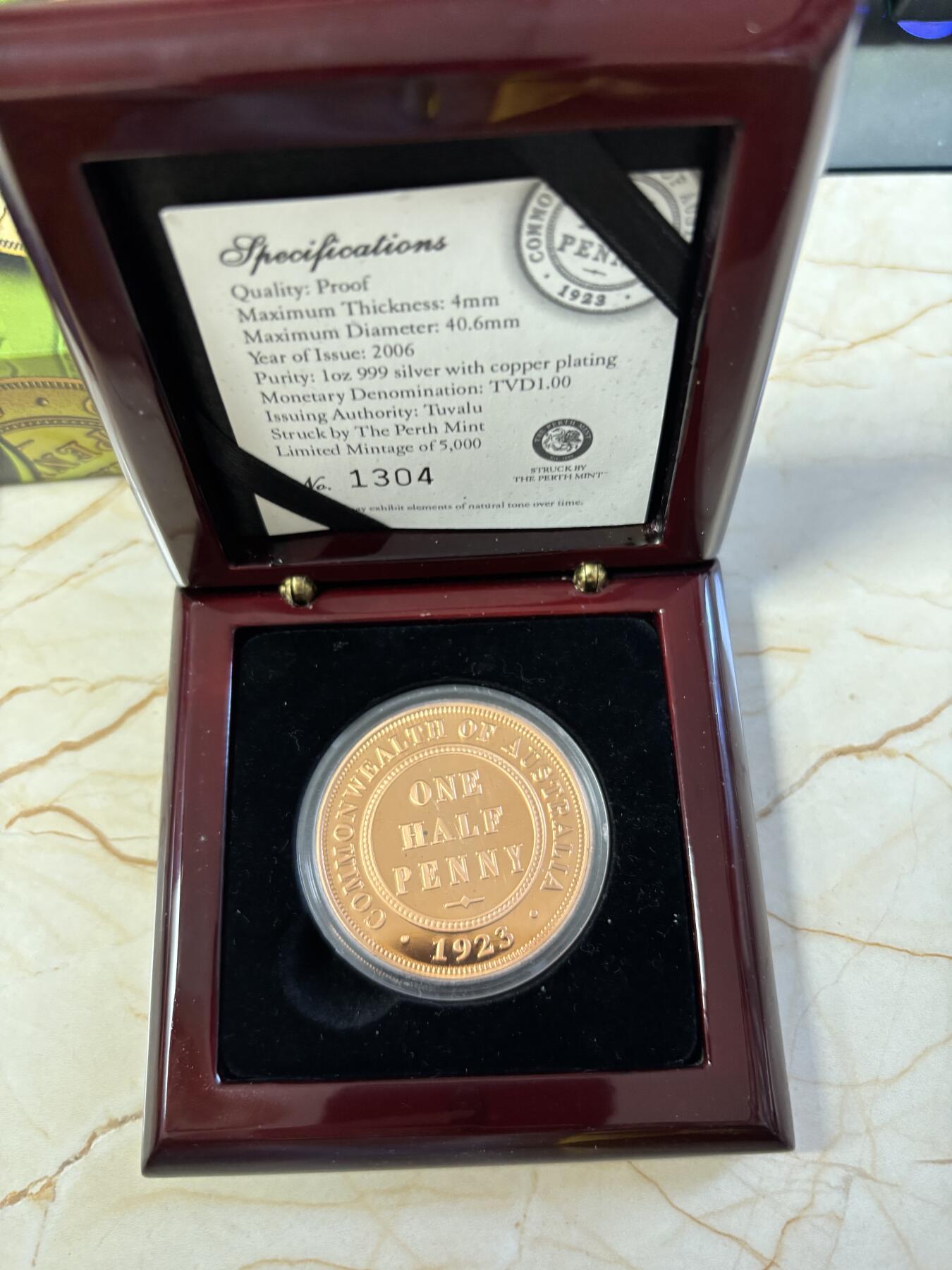 第181期拍卖 图瓦卢2006年澳大利亚联邦镀铜纪念银币，999银镀铜，发行5000枚