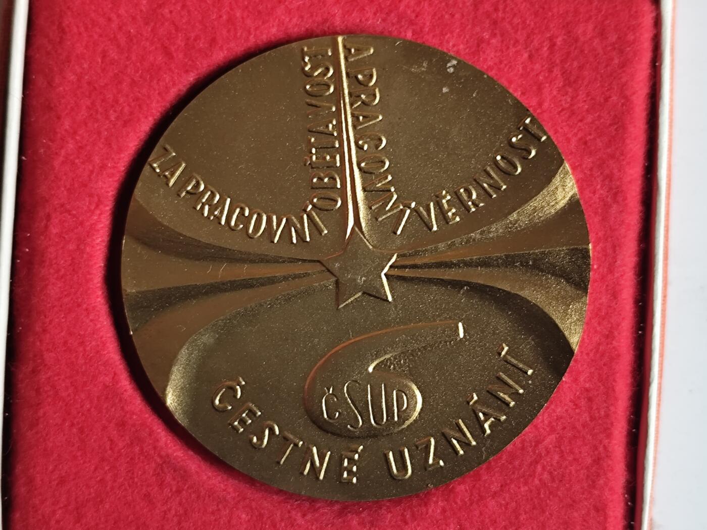 11月4日奖章钱币专场 原盒捷克原子能纪念章