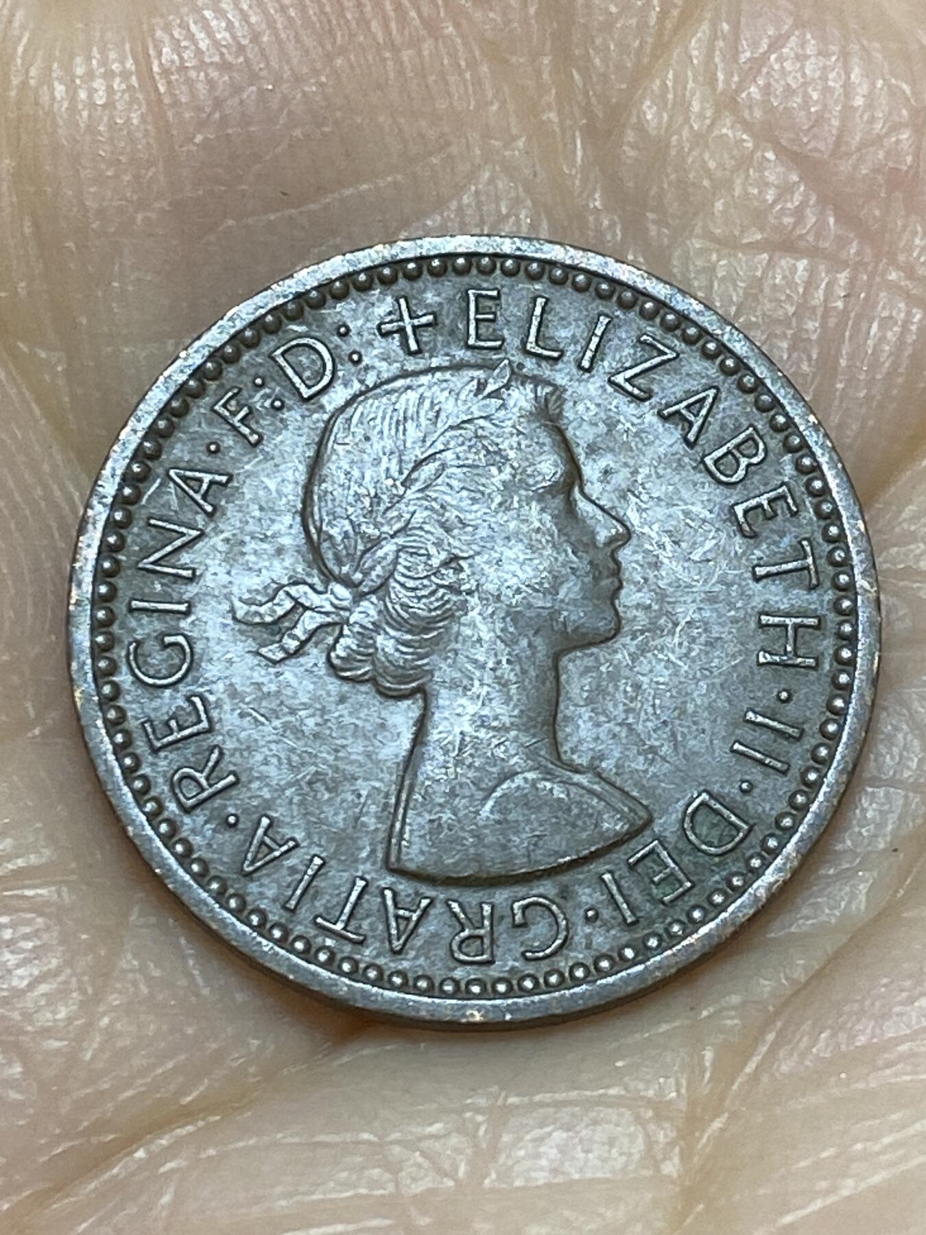 2025年第一百二十四场(总第一百五十场）外国好品散币(免佣金) 英国🇬🇧1955年1法新(伊丽莎白二世青年桂冠第二版)