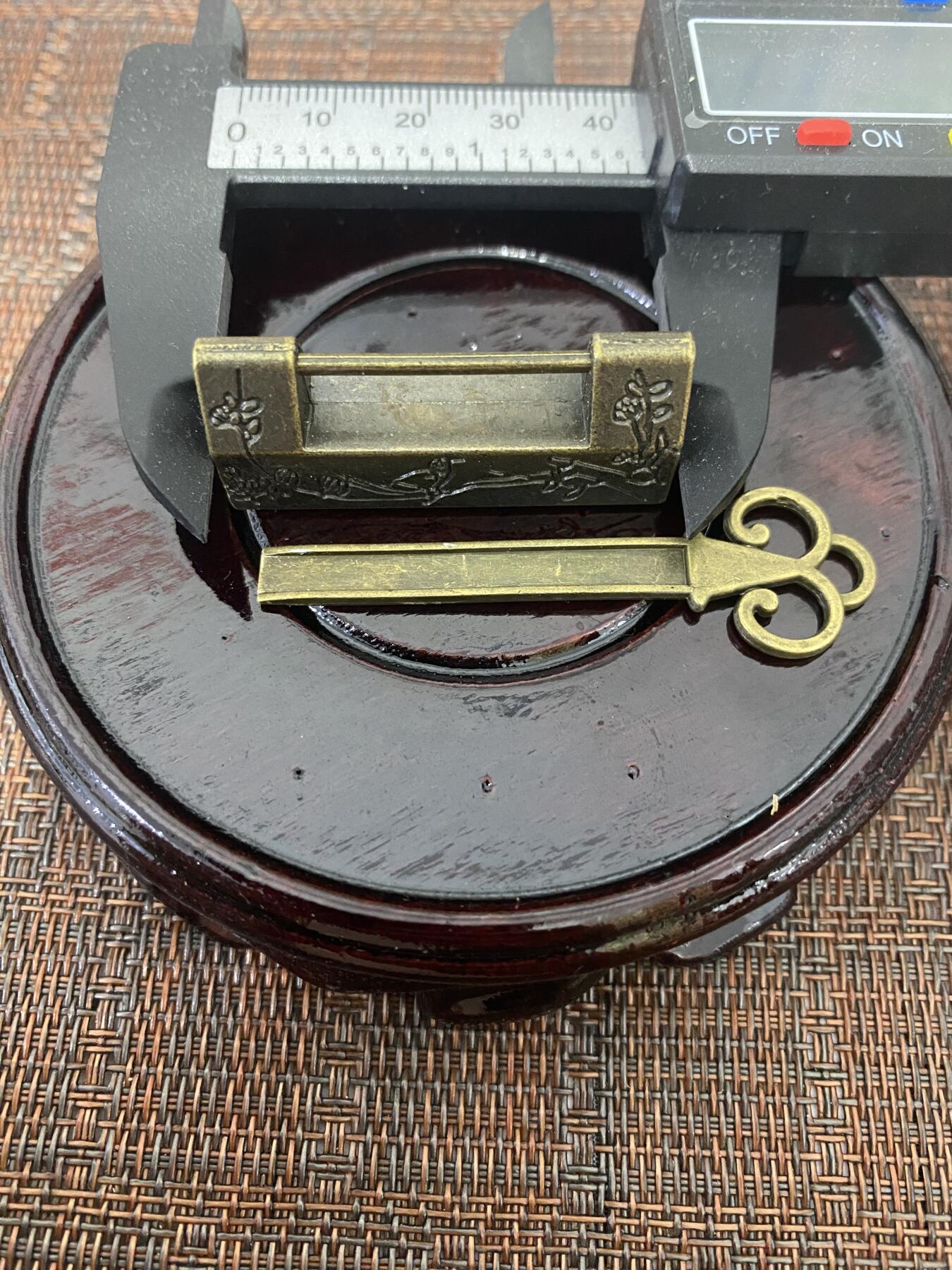 江南站杂件 小铜锁，带钥匙