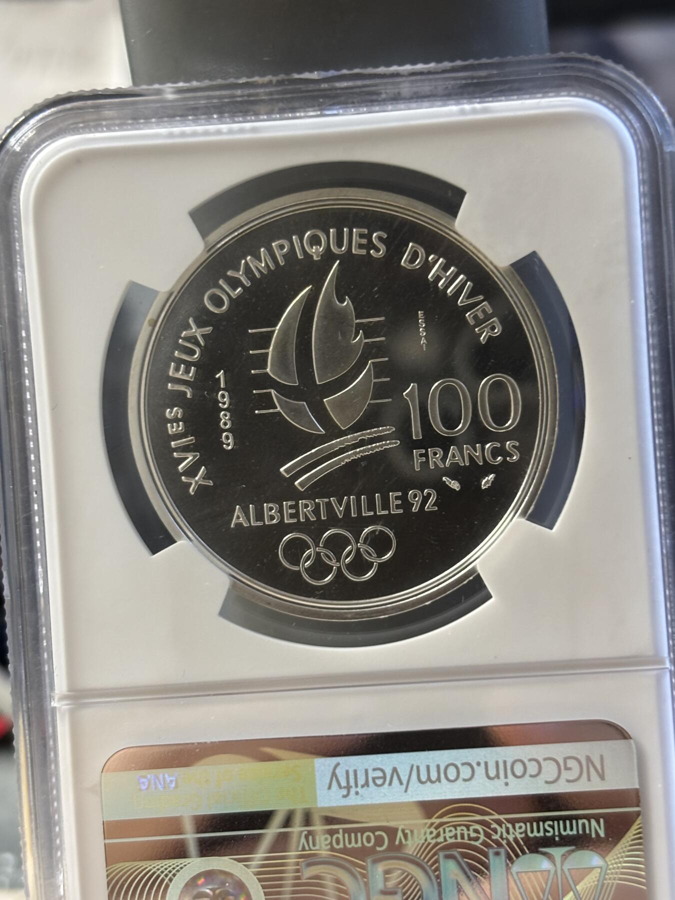 第181期拍卖 法国1989年阿尔贝维尔冬奥高山滑雪银样币NGC-MS67，900银，22.2克，发行1850枚，NGC目前为止只有67分2枚！67分是最高分!