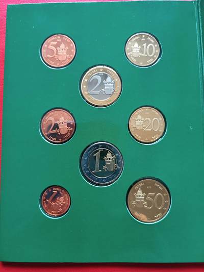 【云涧收藏】第七十七场 - 梵蒂冈2005年殴元样币原封套册