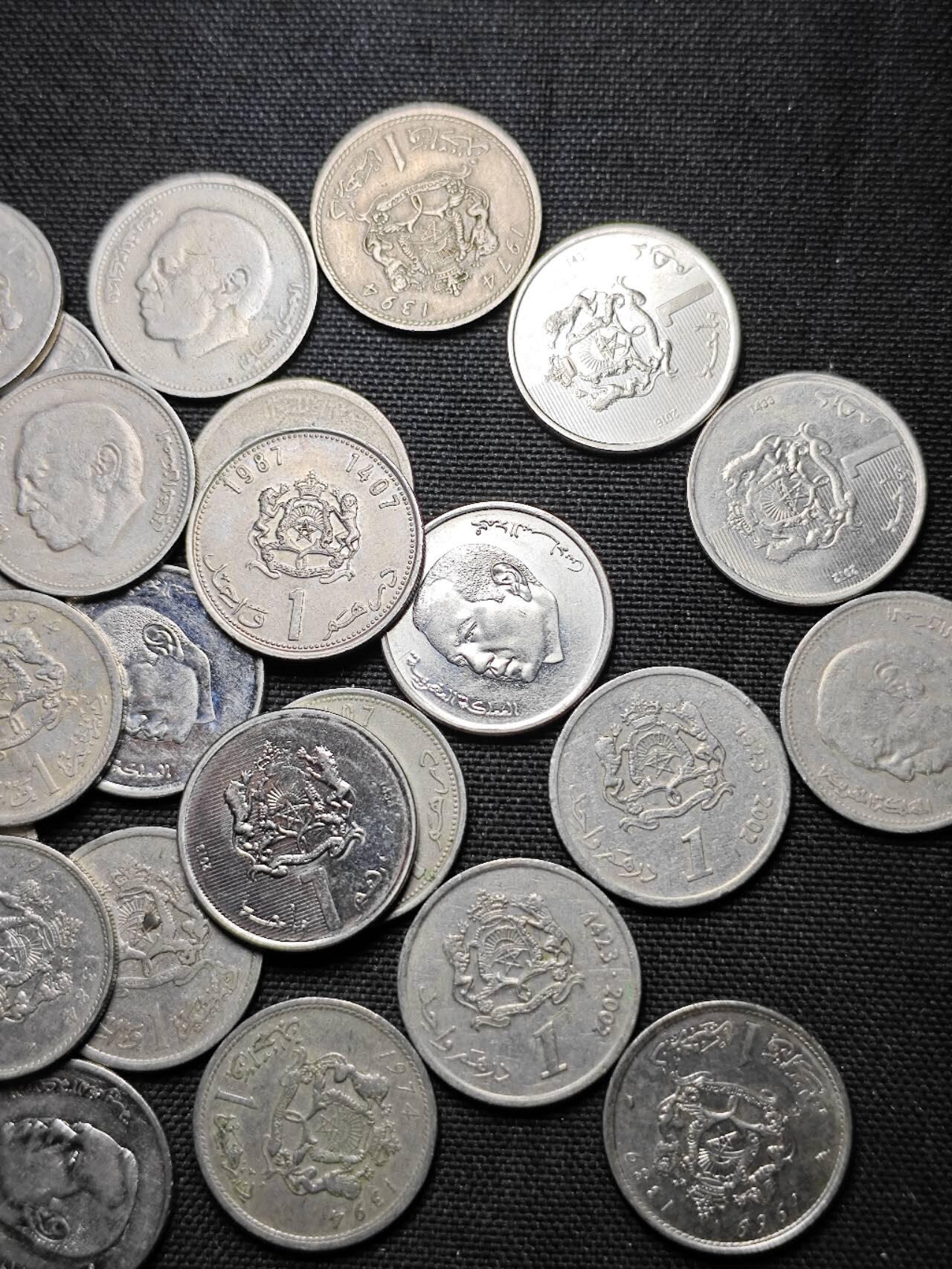 KK钱币收藏小铺  第364场  2月预留时间 周末发货  摩洛哥1迪拉姆，0.5迪拉姆一组40枚