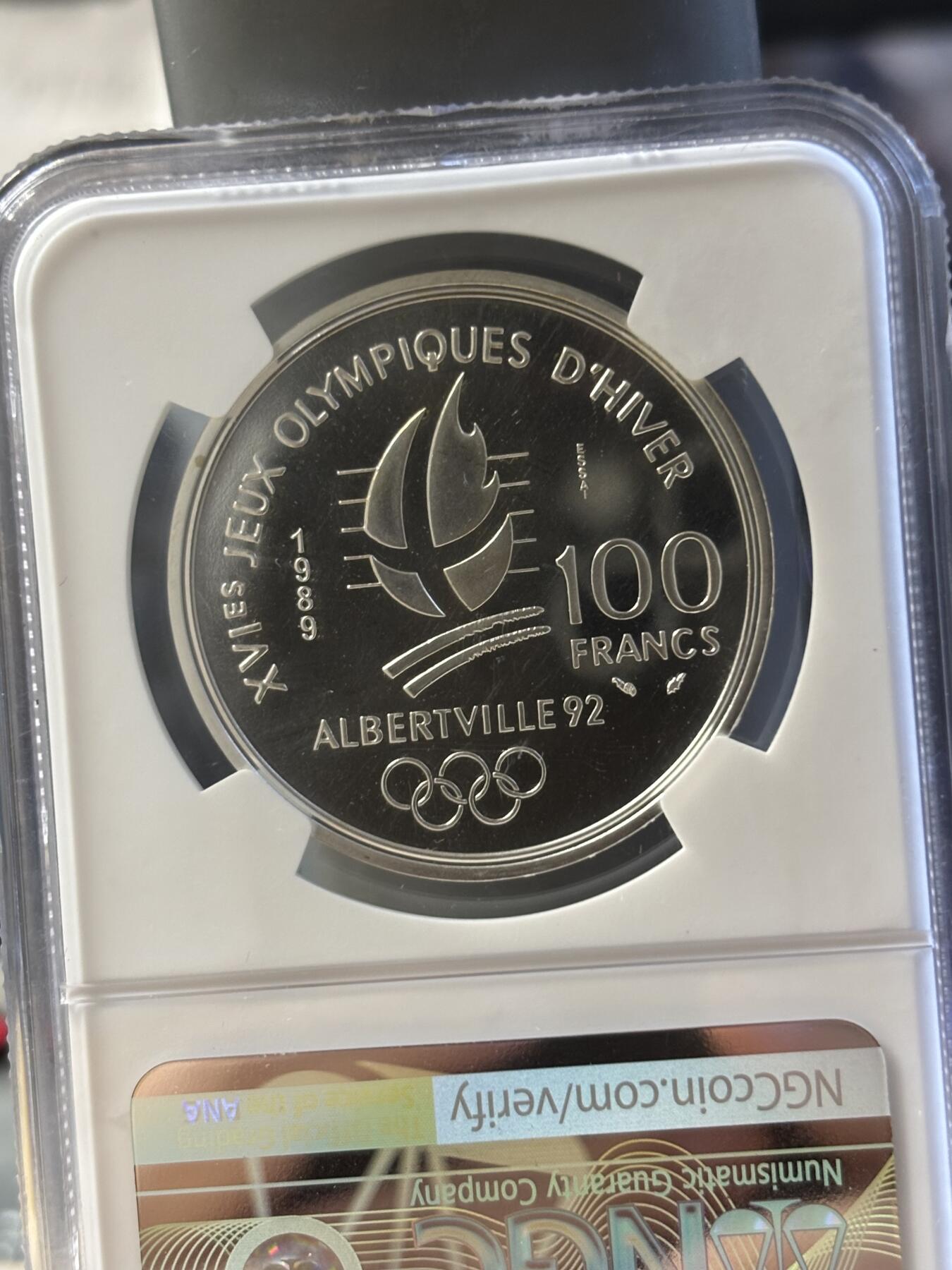 第181期拍卖 法国1989年阿尔贝维尔冬奥高山滑雪银样币NGC-MS67，900银，22.2克，发行1850枚，NGC目前为止只有67分2枚！67分是最高分!