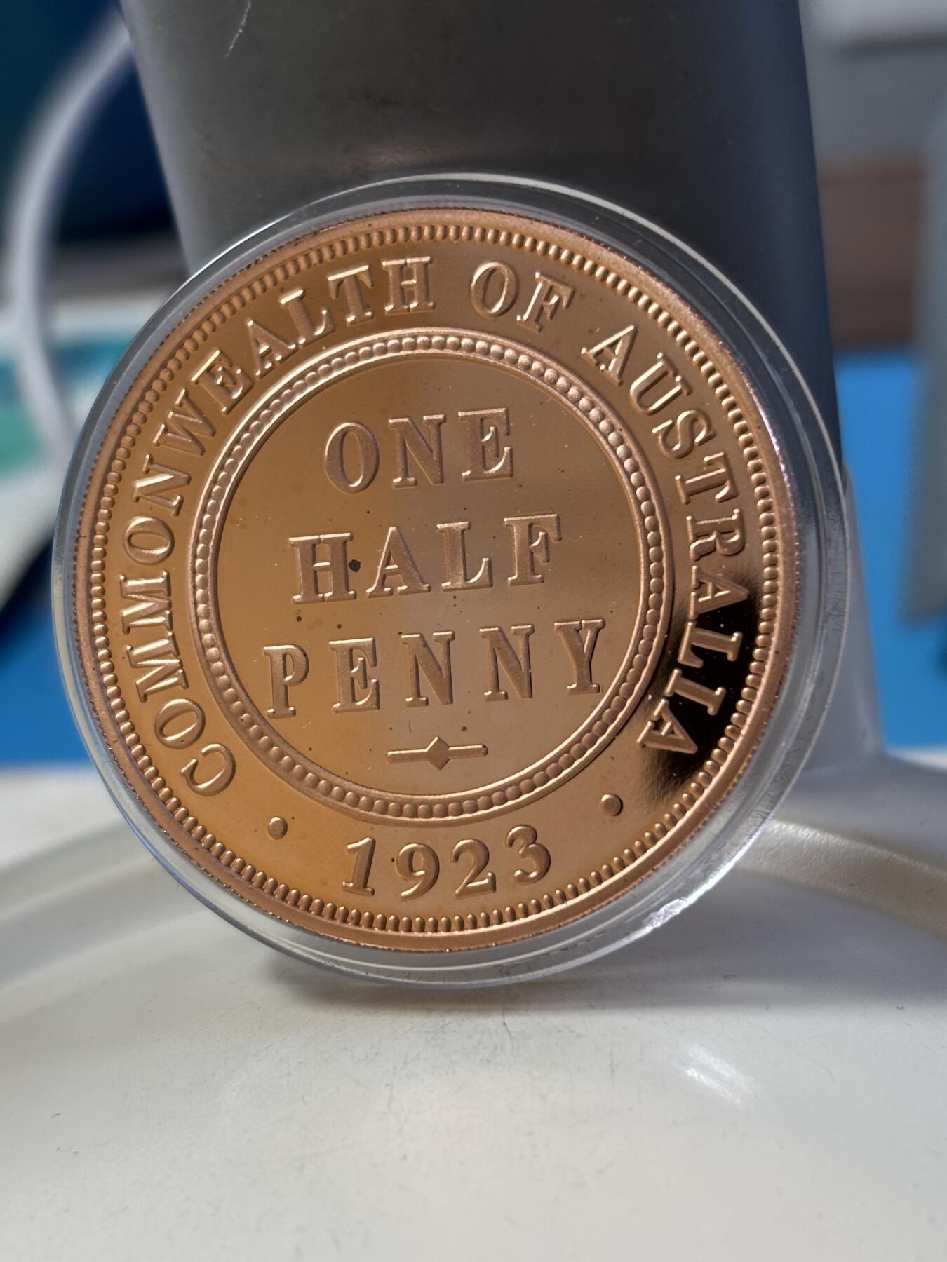 第181期拍卖 图瓦卢2006年澳大利亚联邦镀铜纪念银币，999银镀铜，发行5000枚