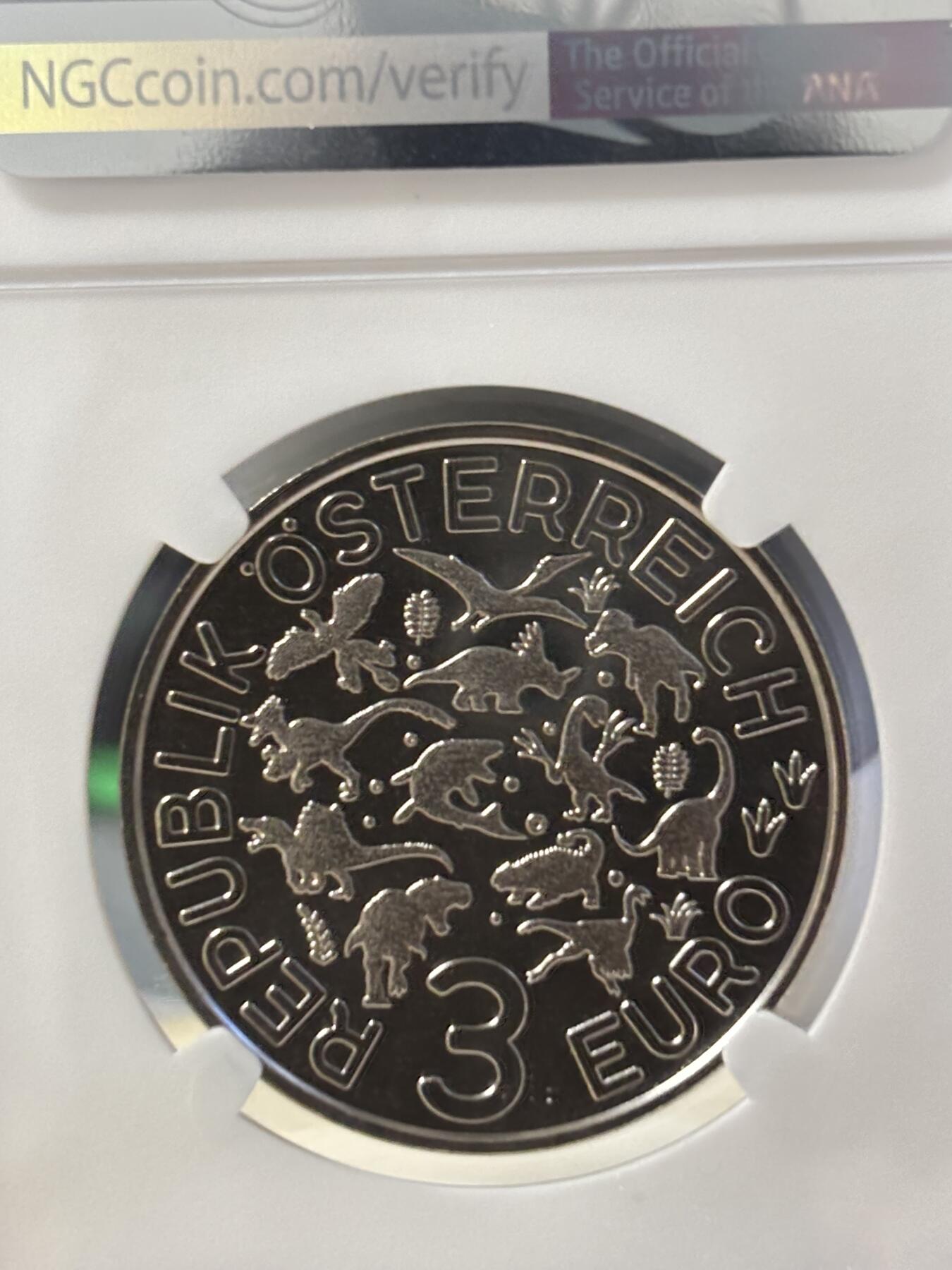 第181期拍卖 奥地利2021年夜光恐龙系列亚伯达戟龙纪念币NGC-MS70首无盒无证书