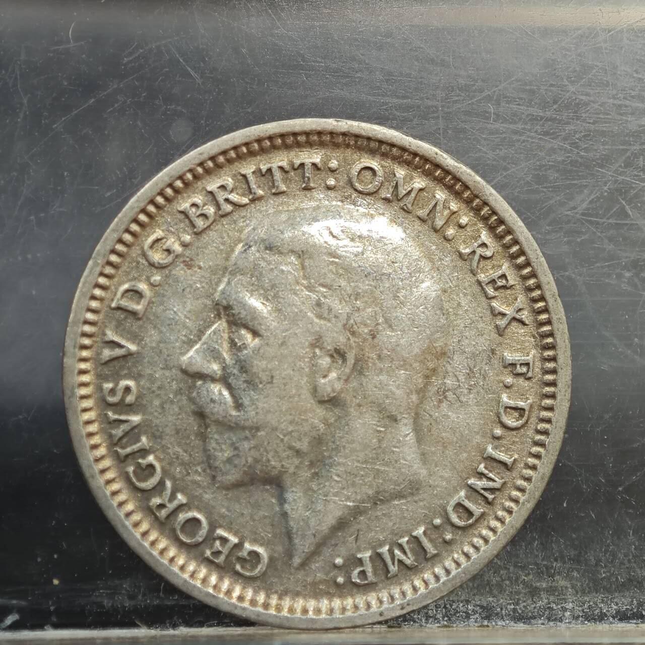 【淘币小摊】实时拍第七百八十九拍   散币场   满百包邮可预留二周 每周一统一发货   英国1933年乔治五世3便士银币