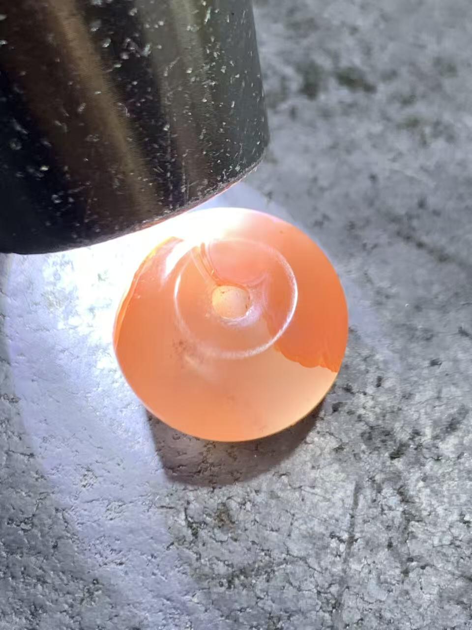 红白荔枝冻川料红玛瑙平安扣一个